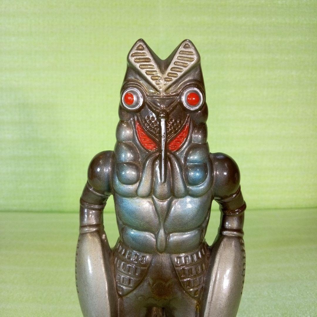 バルタン星人　貯金箱　NICHION　円谷プロ　インテリア　フィギュア　置物