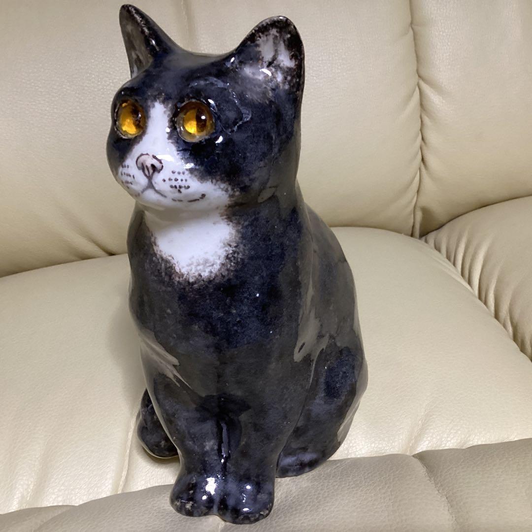 ウインスタンレイ女子のケンジントンキャットサイズ３の子