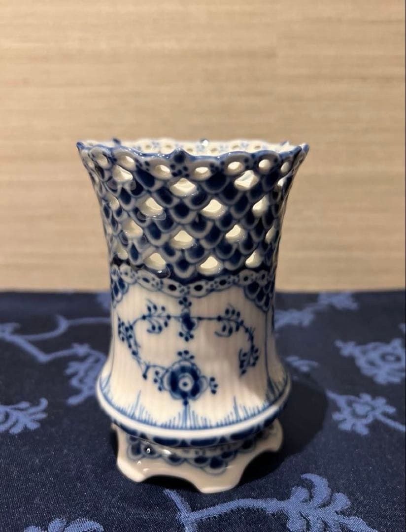 美品◼️ブルーフルーテッド フルレース ベース 11.5cm