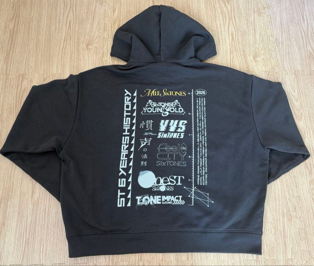 SixTONES MILESixTONES 2026 ペンライト、パーカーセット - メルカリ