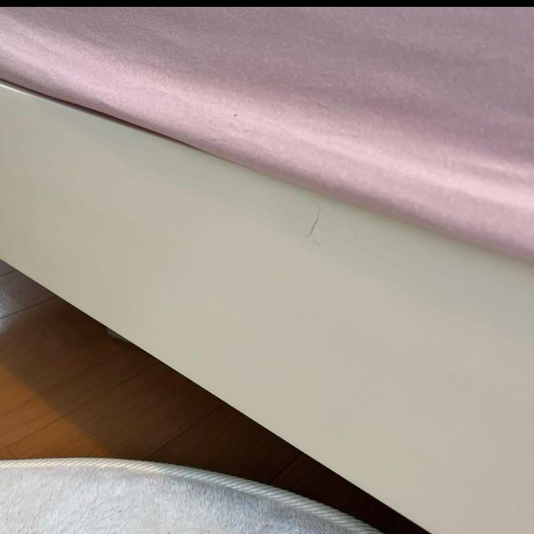 ローラアシュレイ　ベッドフレーム