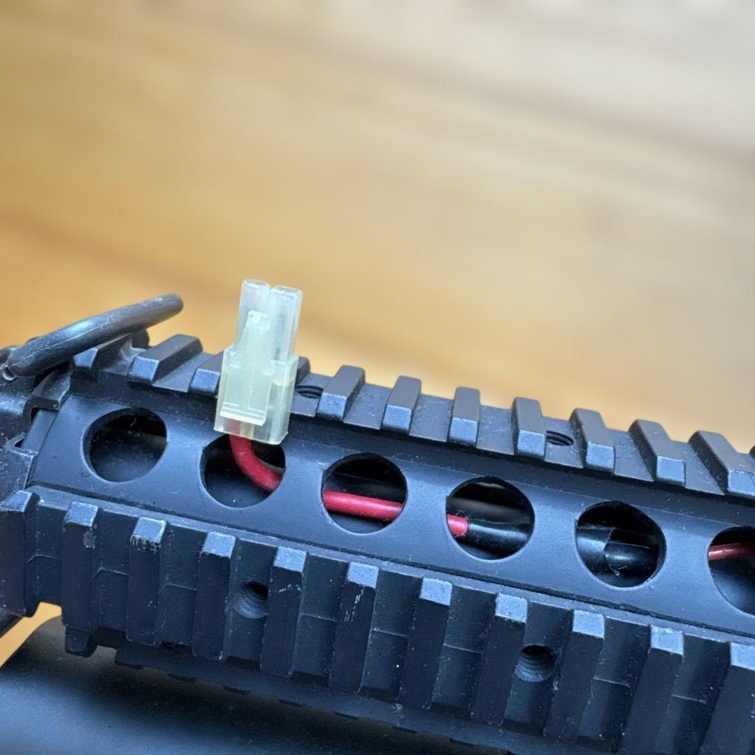 ジャンク品 M4A1 電動ガン ブラック スコープ付き