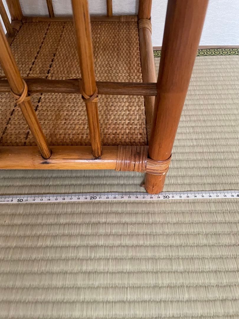 美品　ラタン製アーチ型3段ウッドラック　本棚　飾り棚　3段　ディスプレイラック