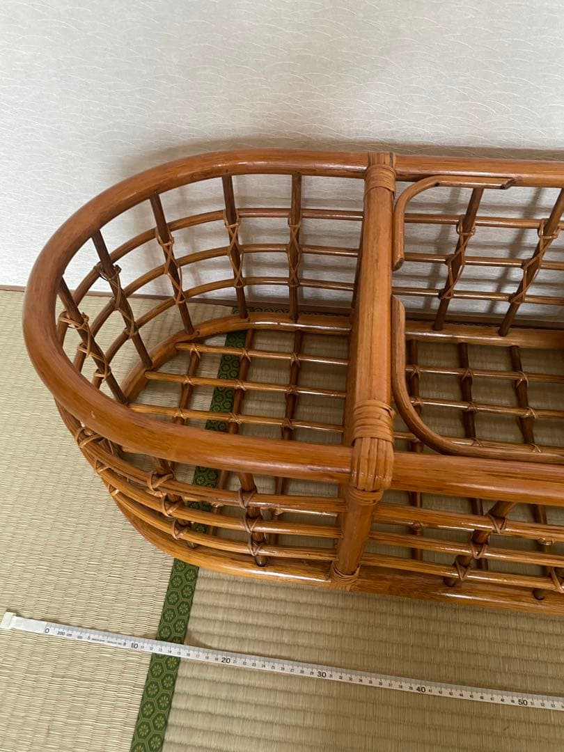 美品　ラタン製アーチ型3段ウッドラック　本棚　飾り棚　3段　ディスプレイラック