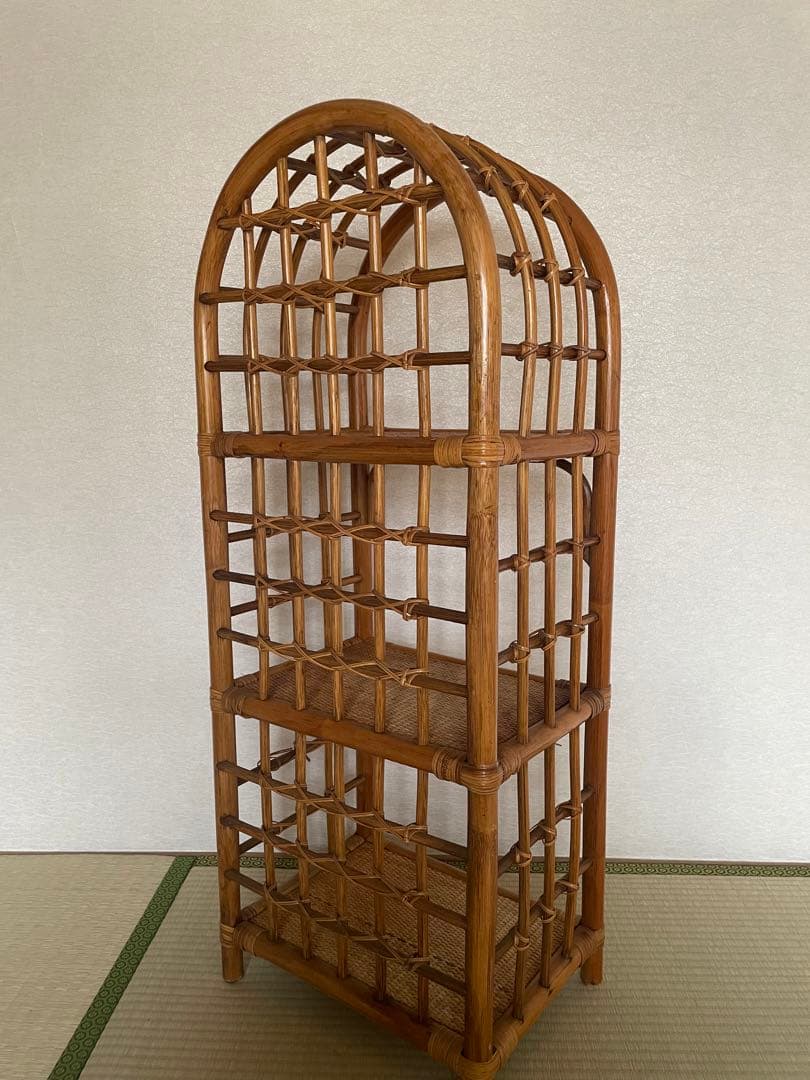 美品　ラタン製アーチ型3段ウッドラック　本棚　飾り棚　3段　ディスプレイラック