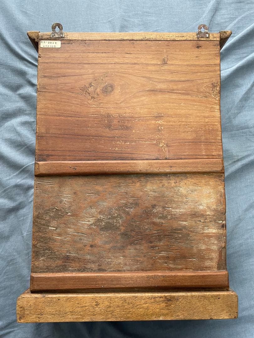 木製ガラス扉収納キャビネット　壁掛けOK