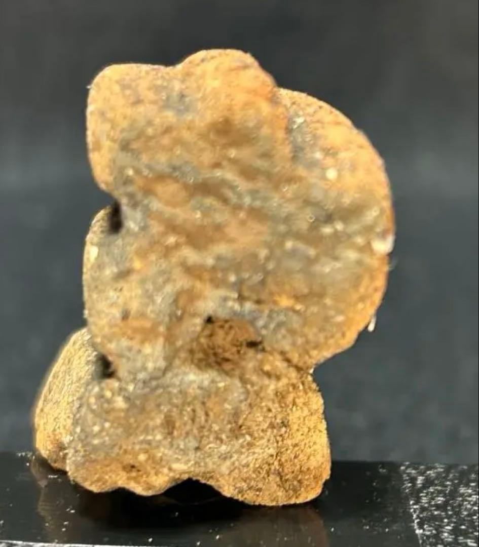 縄文土器　獣面把手と縄文土器底部