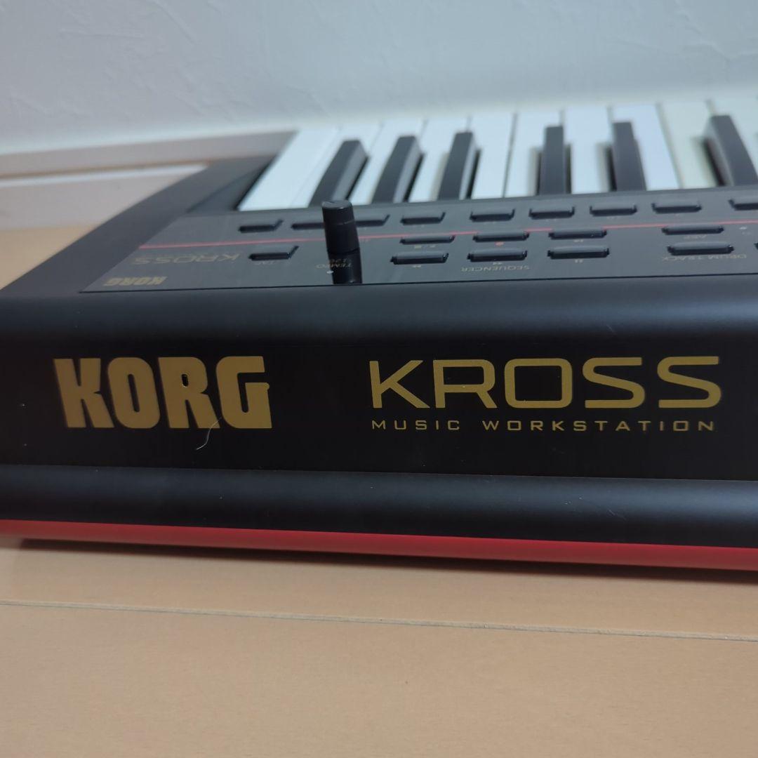 KORG KROSS-61 シンセサイザー　61鍵盤　取説　付属品あり