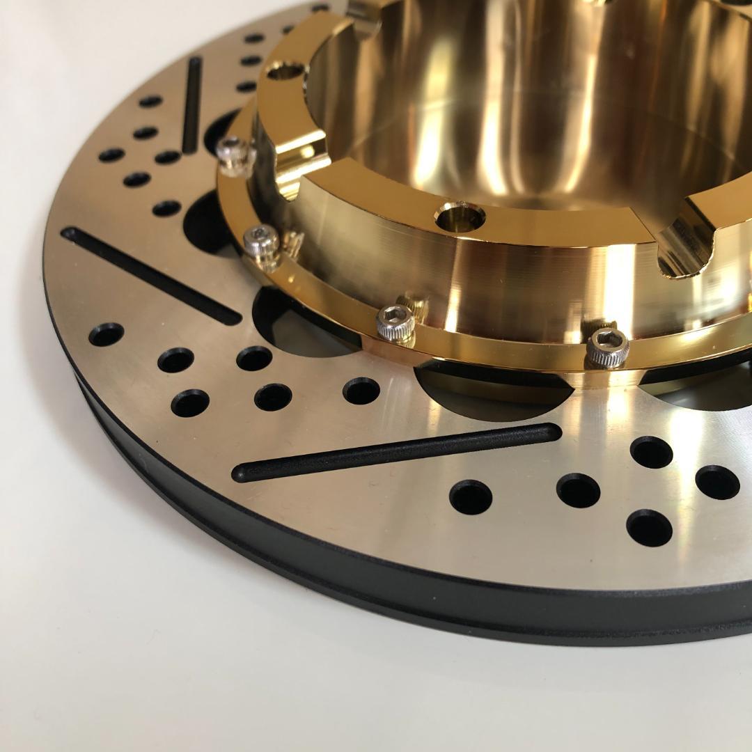 ブレーキキャリパーモチーフの小物入れ アッシュトレー 灰皿　ゴールド