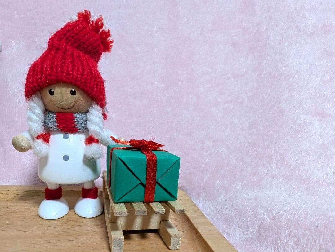 ノルディカニッセ　女の子　サンタ