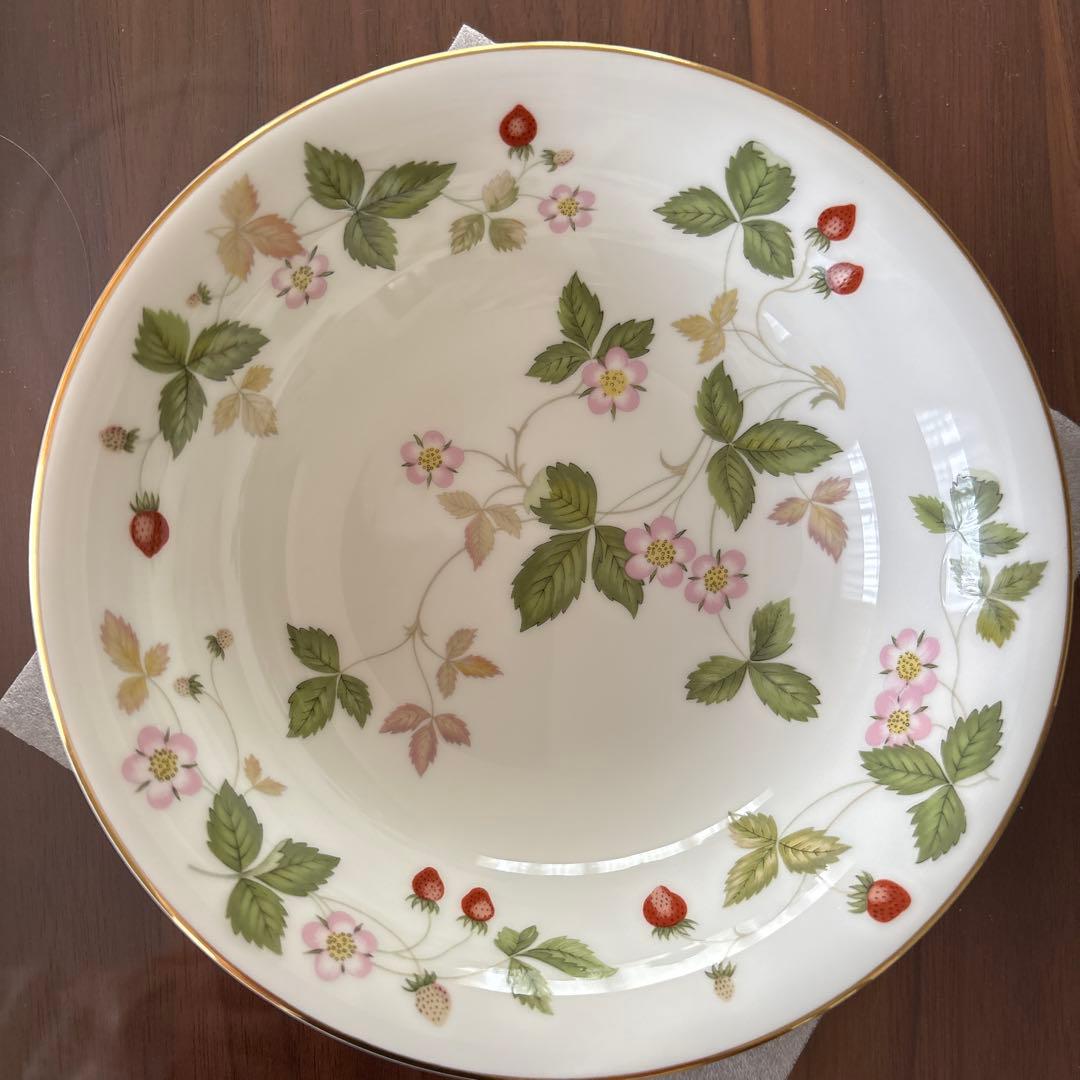 ウェッジウッド☆ワイルドストロベリーサラダソーサー5個セット