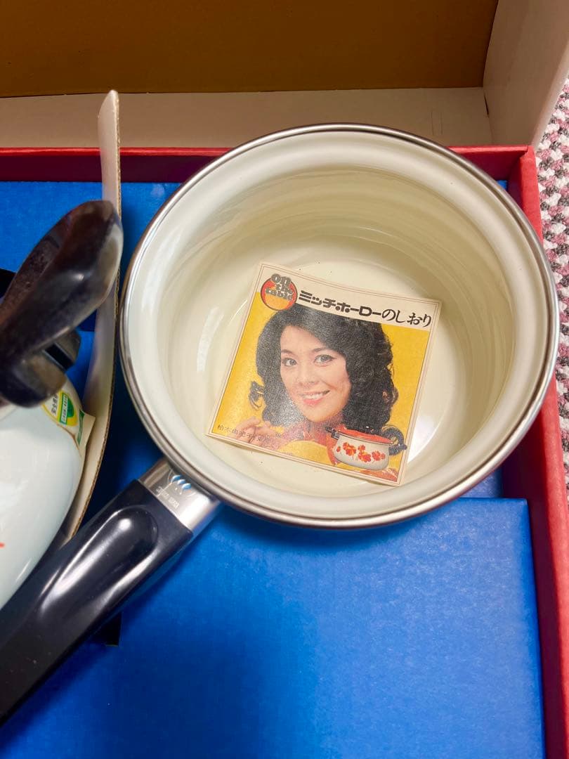 新品未使用★レトロ花柄ミッチホーロー鍋セット（直接引渡可）