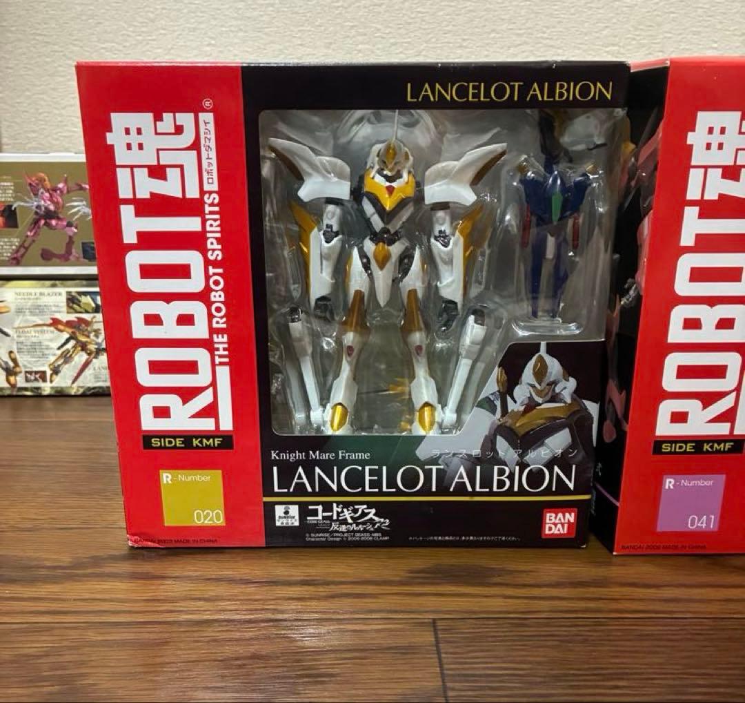 コードギアス ROBOT魂 プラモデル まとめ売り