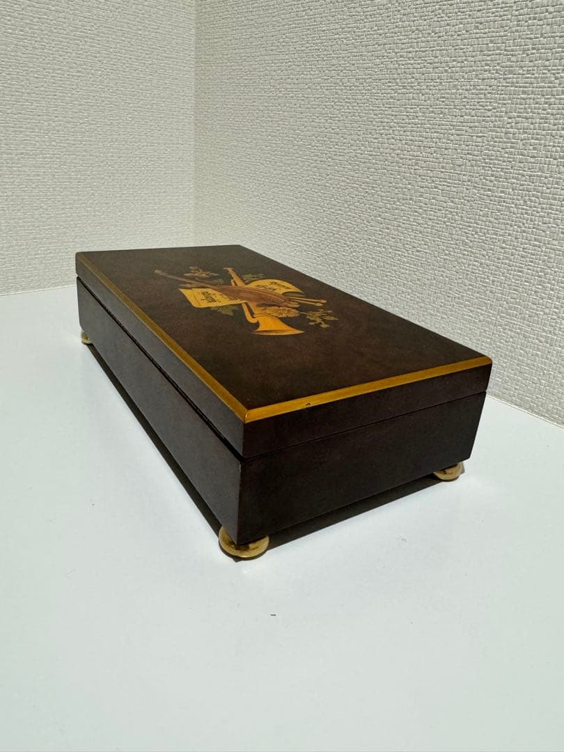 リュージュ 72弁愛と薔薇の日々 愛の喜びは いつまでも20歳でいられたら