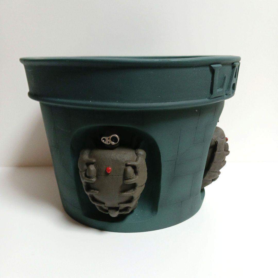 【新品、未使用】ジブリがいっぱい ガーデニングプランター《ラピュタ・ロボット兵》