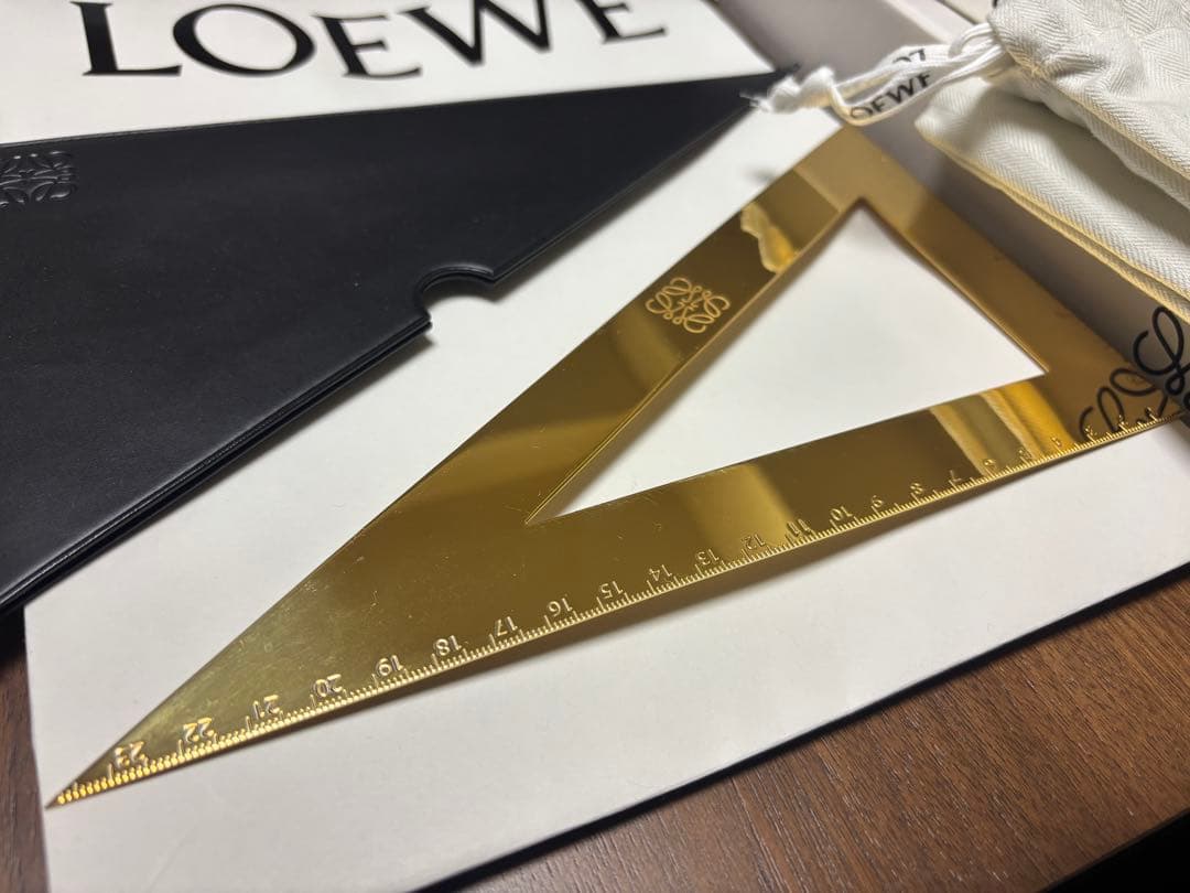 ★超レア★ロエベ LOEWE 三角定規 置物 インテリア ブランド 雑貨 小物