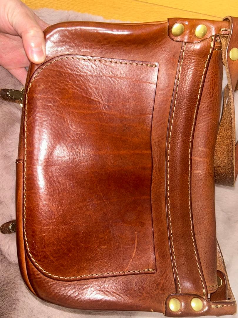 定価5万　本革製　ショルダーバッグ analogico