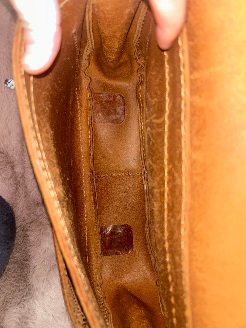 定価5万　本革製　ショルダーバッグ analogico