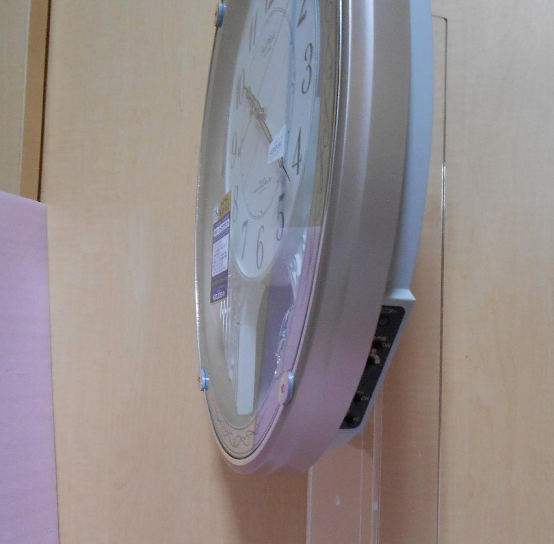 電波振子掛け時計　スモールワールドクオーレ