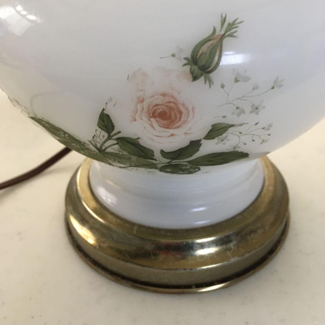 ミルクガラス　ランプ　11