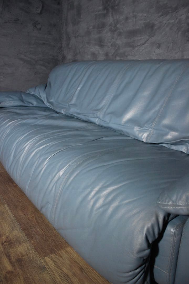 首都圏送無料〜50万マーニー　コレクターコンディション　ターコイズブルー　ソファ