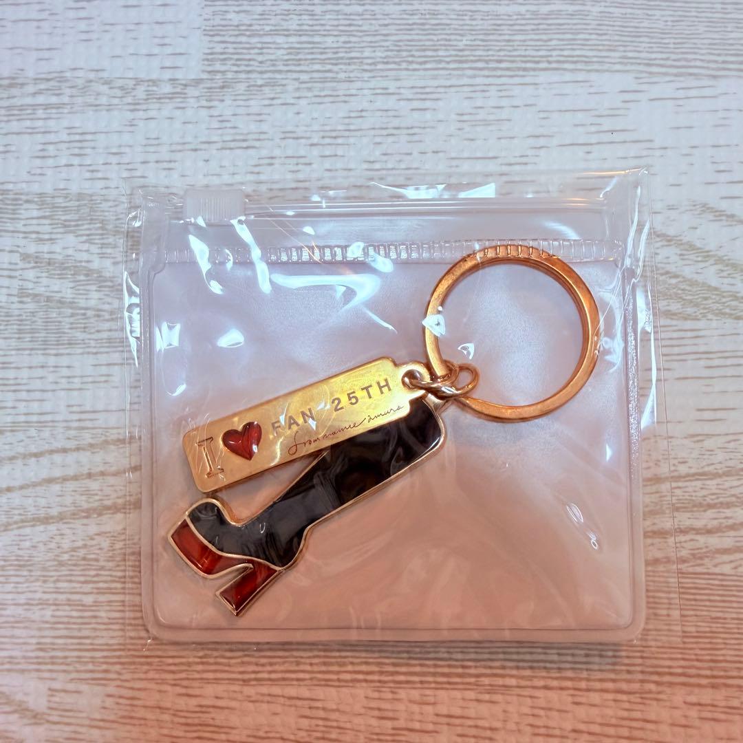 新品・未開封】安室奈美恵 Final Space キーホルダー - メルカリ