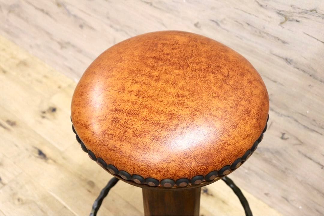 GMIK7K○スペイン製 カスティリアンスタイル バースツール ハイチ