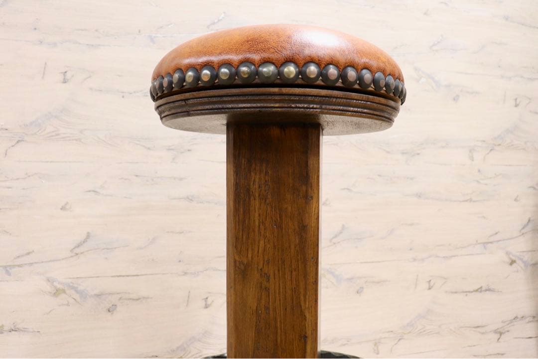 GMIK7K○スペイン製 カスティリアンスタイル バースツール ハイチ