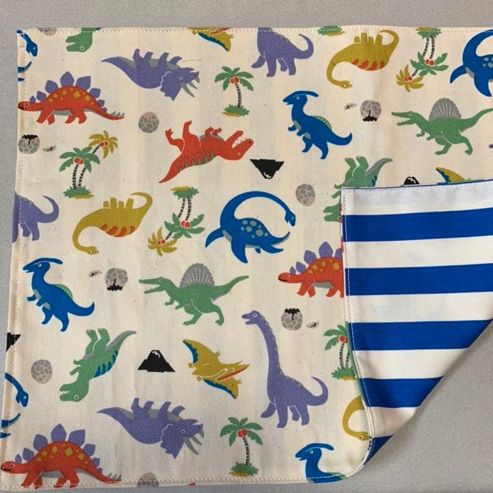 エプロン、三角巾、巾着袋、ランチョンマットセット☆