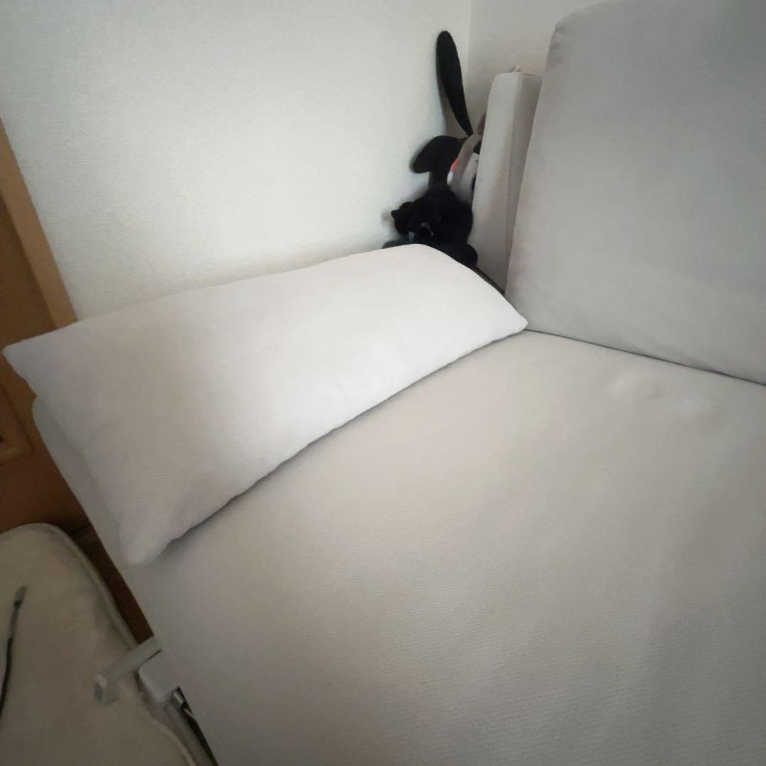 アイボリー ソファ 幅131cm 天然木脚