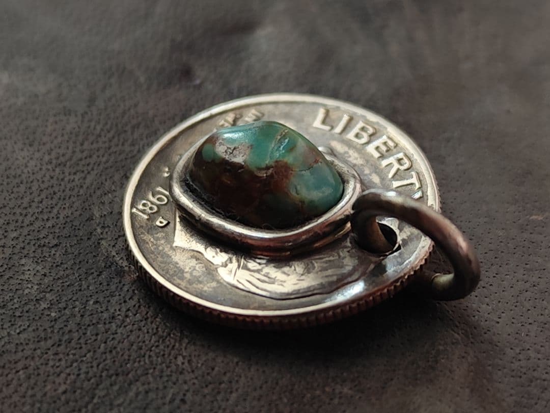 \"The 1940s\"model ターコイズペンダント　d