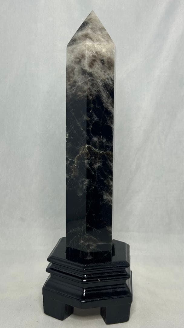 koko☆様　霞雲のような模様がとても綺麗な黒水晶六角柱　高さ約27cm