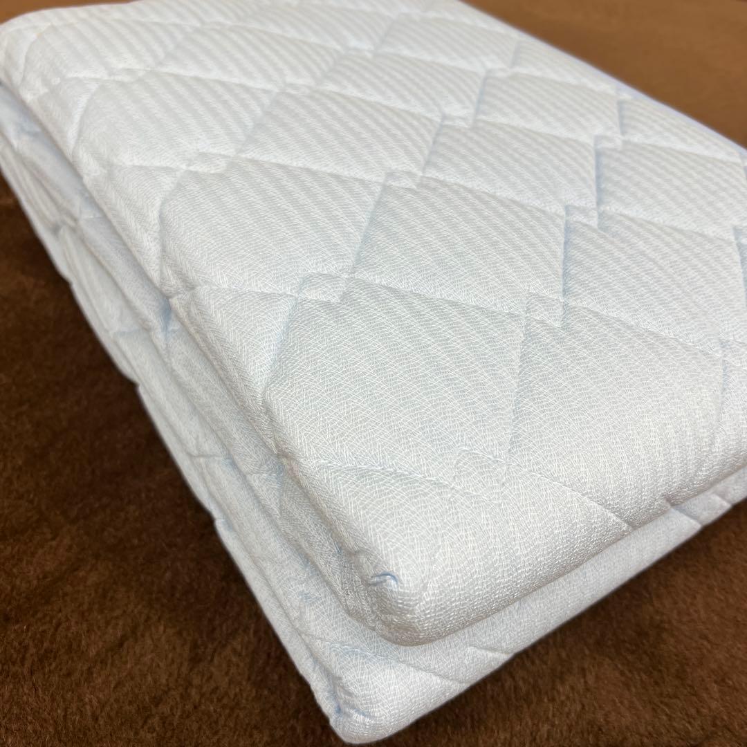 アウトラスト　敷きパッド　セミダブル　120×205 日本製　0.36kg