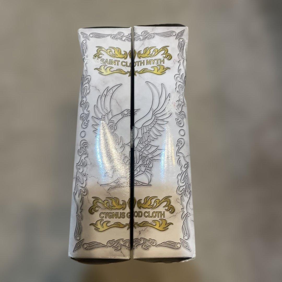 【新品・未使用品】聖闘士星矢 キグナス氷河神聖衣（ゴッドクロス）箱凹みあり