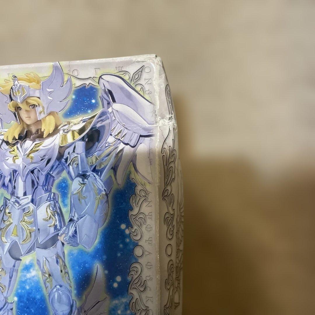 【新品・未使用品】聖闘士星矢 キグナス氷河神聖衣（ゴッドクロス）箱凹みあり