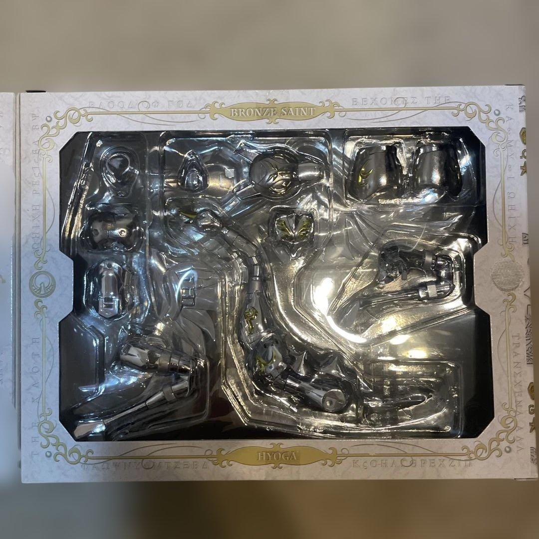 【新品・未使用品】聖闘士星矢 キグナス氷河神聖衣（ゴッドクロス）箱凹みあり