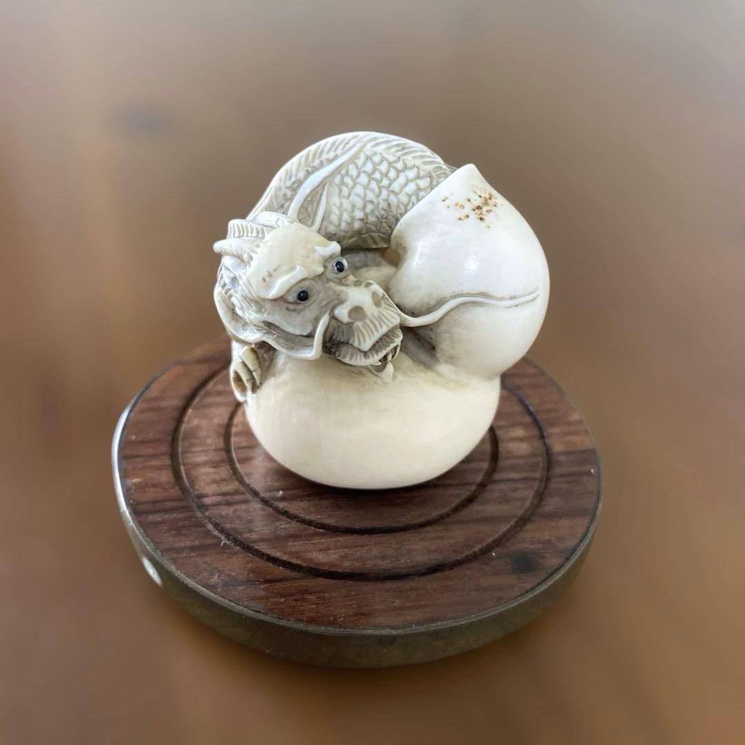 龍の根付けです。