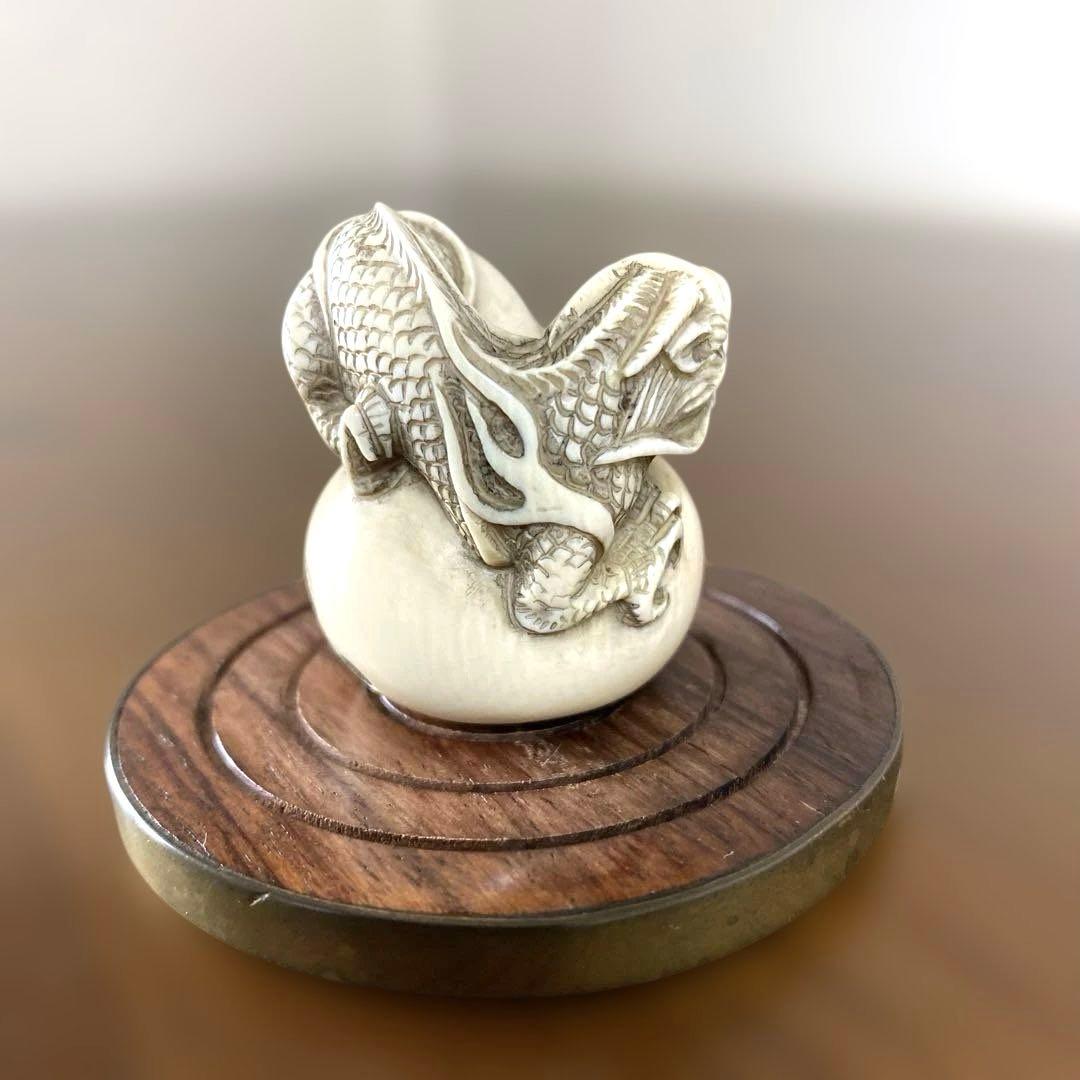 龍の根付けです。