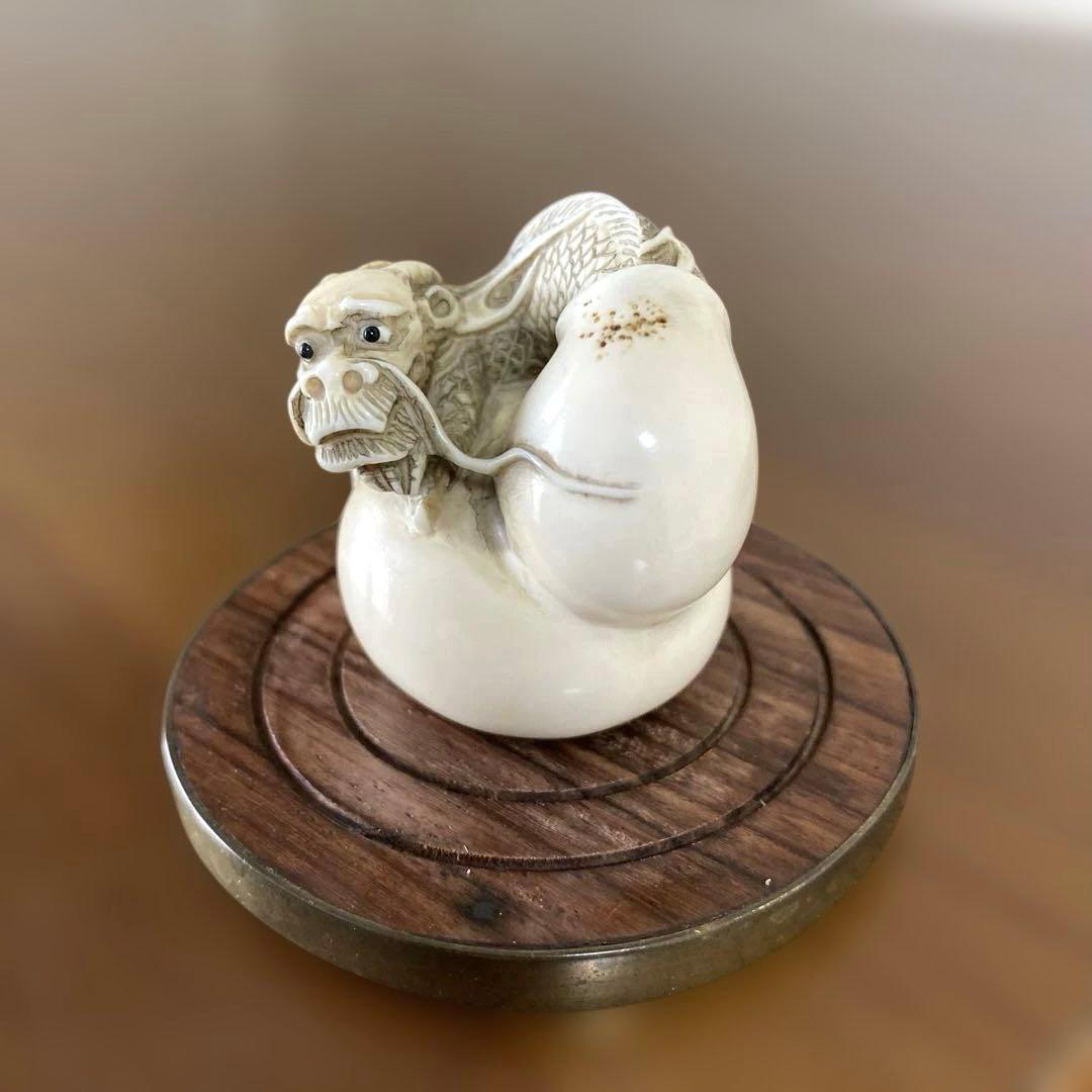 龍の根付けです。