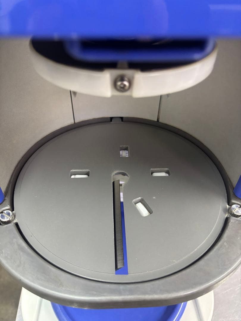 【荒屋誠】初雪ブロックアイススライサー HB320A