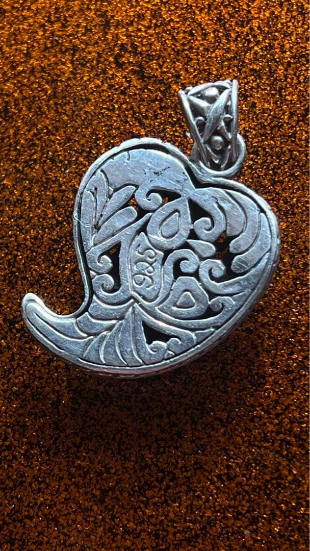 シルバー925 ペリドット ハート型ペンダント