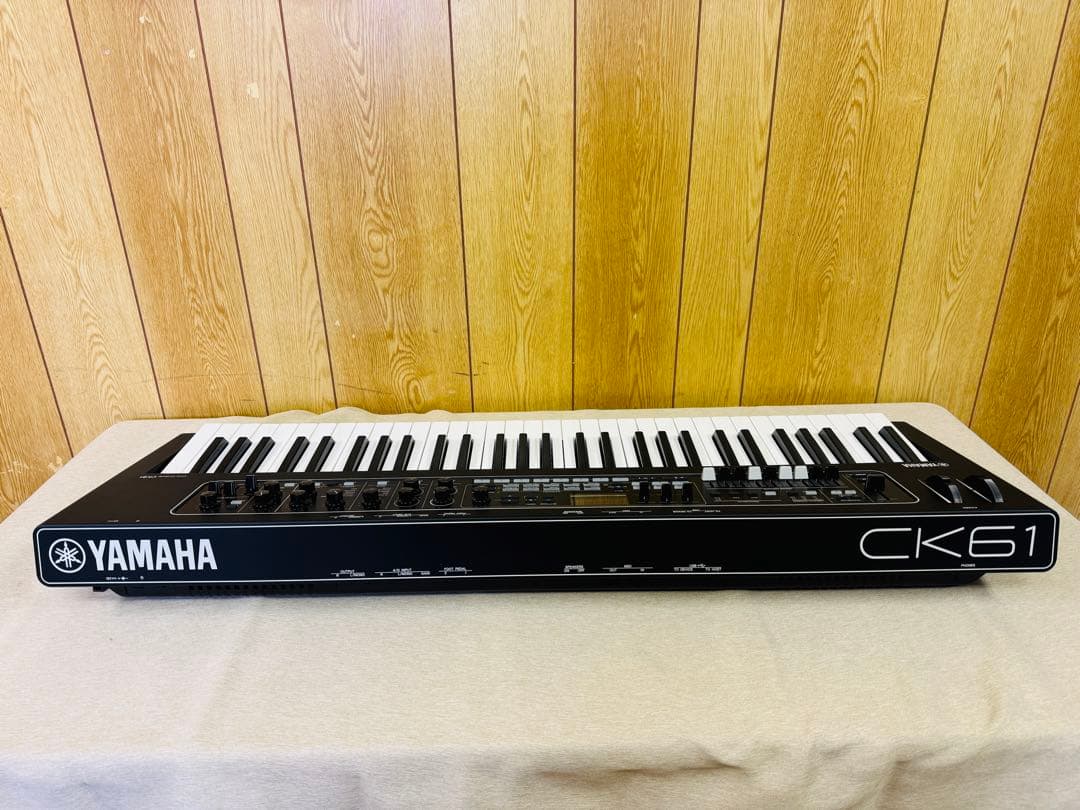 ヤマハ YAMAHA CK61 ステージキーボード シンセサイザー2個口発送予定