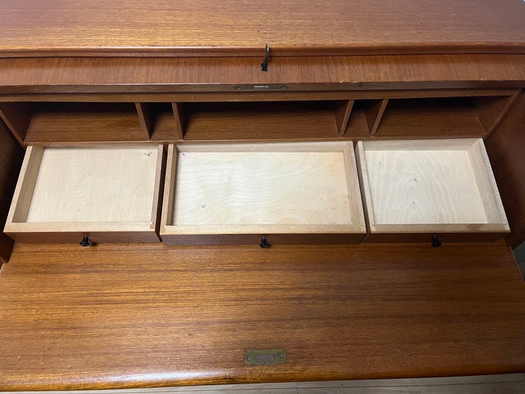 北欧　ビンテージ　スウェーデン製　チーク材　ロールトップ　ライティングビューロー