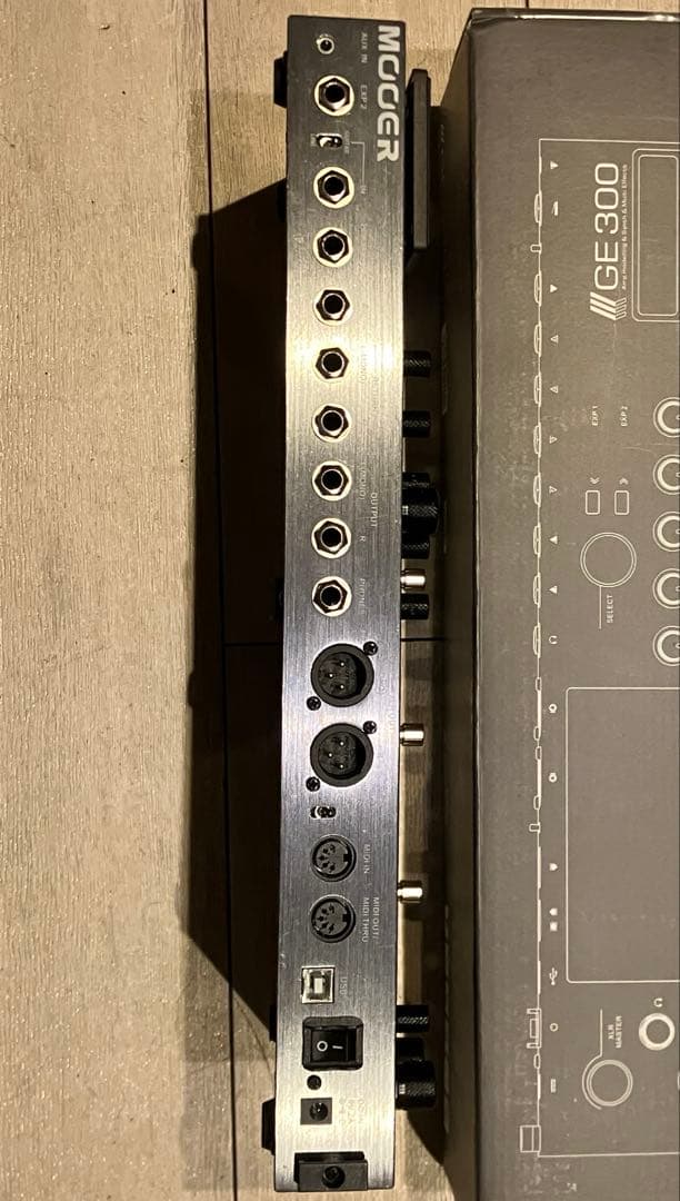 MOOER GE300 マルチエフェクター フットスイッチカバー、DL説明書付