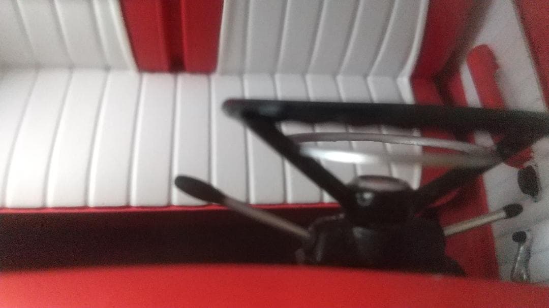 1/18 BoS タトラ -603 ベルリン 1969 ミニカー