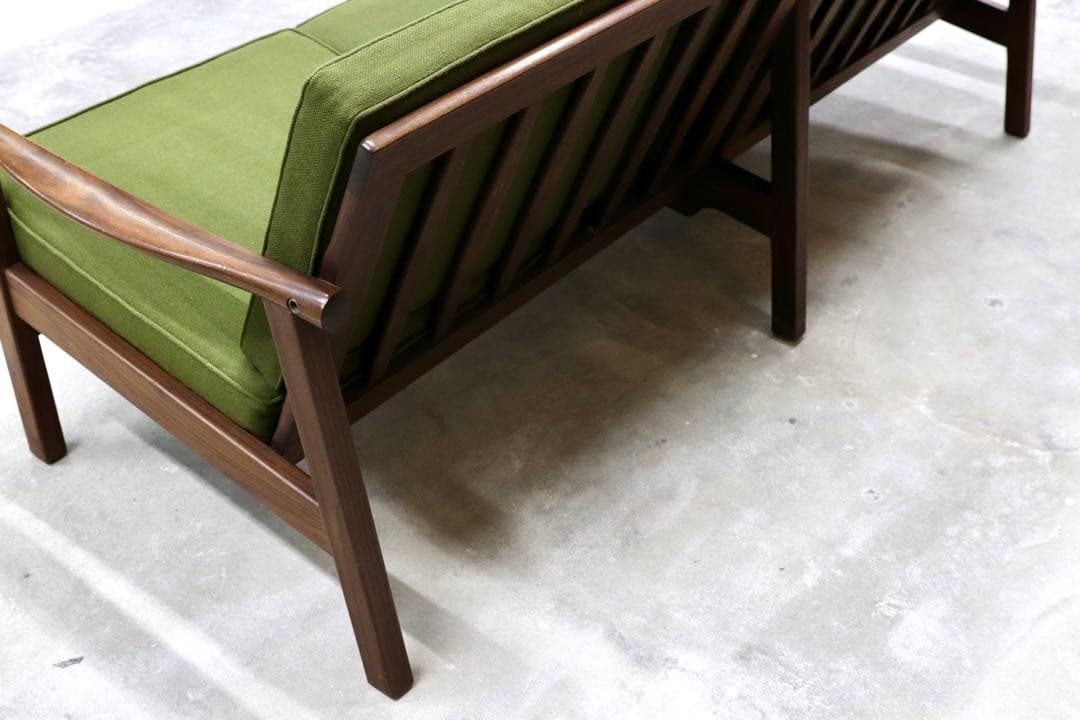 GMHS533C○オールドマルニ / maruni 孔雀 60年代 3人掛けソフ