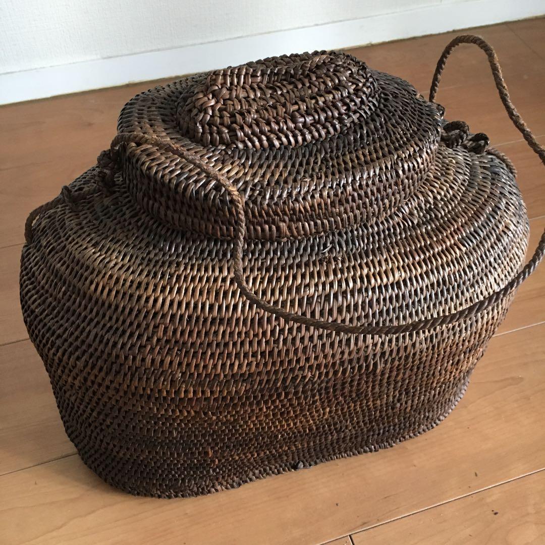 古民具 ロンボク島の古い大型アタ製魚籠