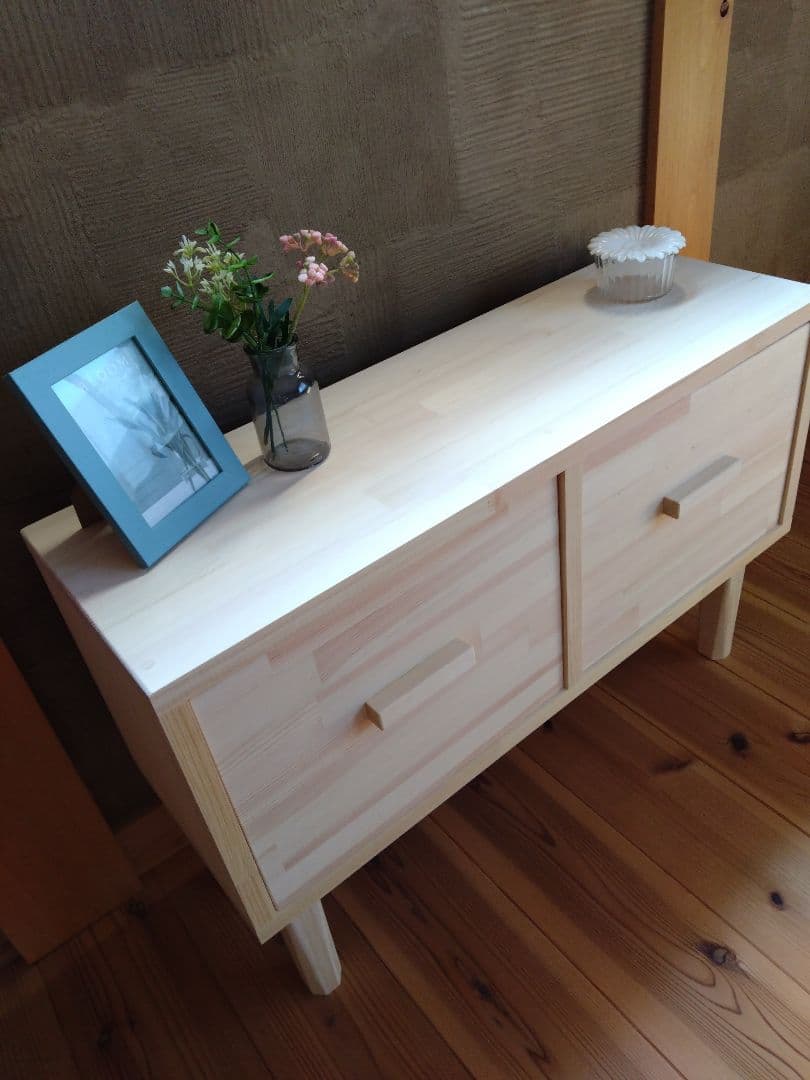 【送料無料】チェスト付サイドボード　　北欧風ナチュラル仕上げ　飾り棚　テーブル