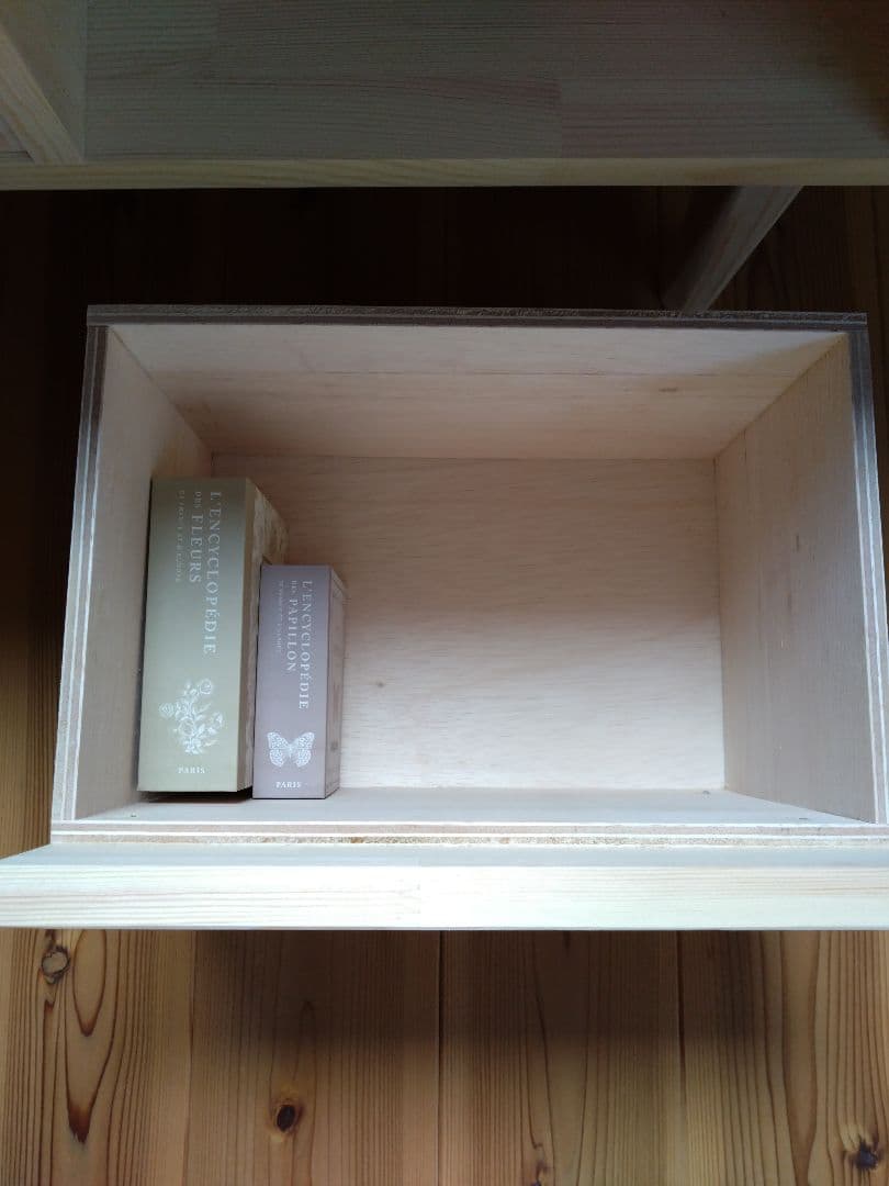 【送料無料】チェスト付サイドボード　　北欧風ナチュラル仕上げ　飾り棚　テーブル