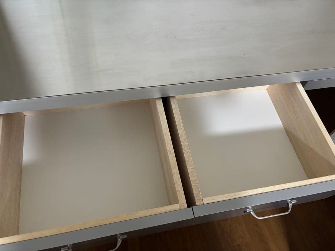 unico キッチンカウンター ウニコ　食器棚 ステンレス